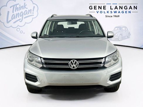 Used 2018 Volkswagen Tiguan Limited FWD image 2