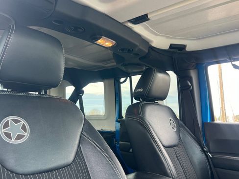 Used 2014 Jeep Wrangler Unlimited Sport image 5