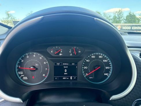 Used 2025 Chevrolet Malibu LT FWD image 14