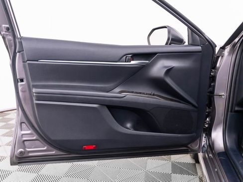 Used 2024 Toyota Camry SE FWD image 14
