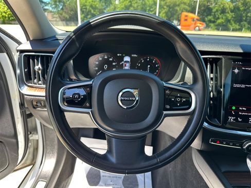 Used 2021 Volvo S60 T5 Momentum w/ Climate Package AWD/4WD image 17
