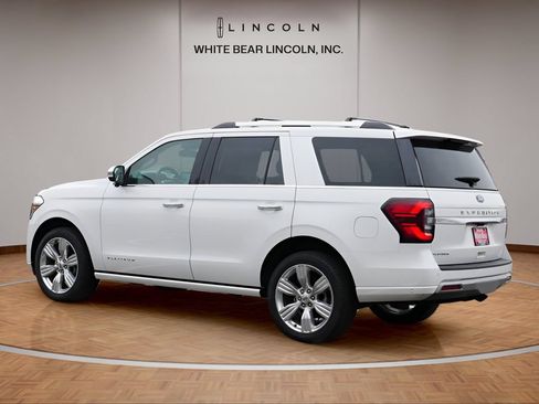 Used 2024 Ford Expedition Platinum AWD/4WD image 7