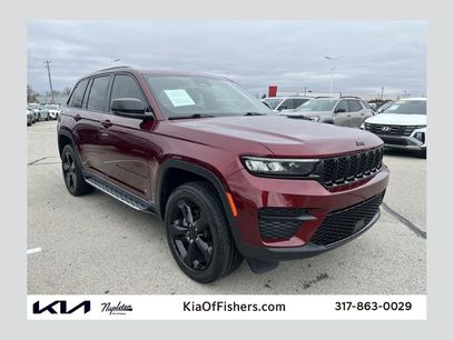 Used 2023 Jeep Grand Cherokee Altitude