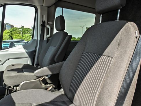 Used 2016 Ford Transit 150 XLT RWD image 11