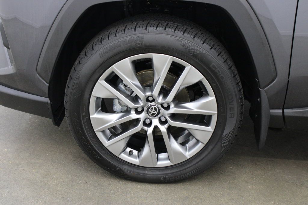 Used 2025 Toyota RAV4 XLE Premium w/ Weather Package FWD image 30