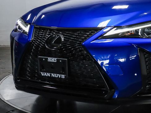 Used 2023 Lexus UX 250h F Sport w/ Accessory Package (Z2) FWD image 8