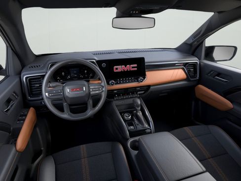 New 2026 GMC Canyon AT4 AWD/4WD image 2