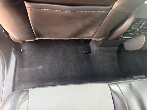 Used 2017 Ford Escape Titanium AWD/4WD image 38