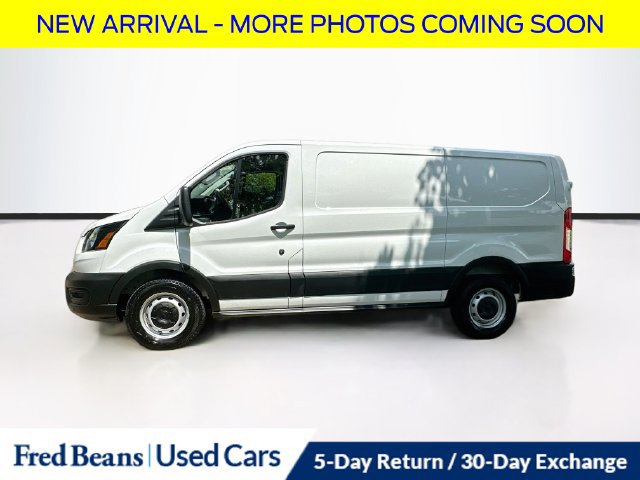 Used 2026 Ford Transit 150 Low Roof RWD image 3