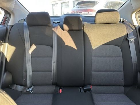 Used 2017 Kia Forte LX image 17