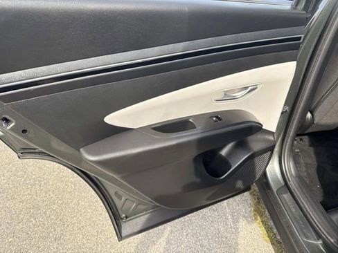 Used 2023 Hyundai Tucson SEL image 19