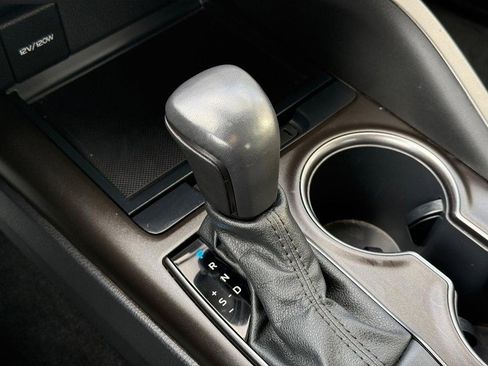 Used 2021 Toyota Camry SE image 26