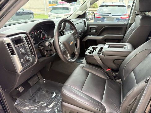 Used 2018 Chevrolet Silverado 1500 LT w/ LPO, Black Pack AWD/4WD image 12