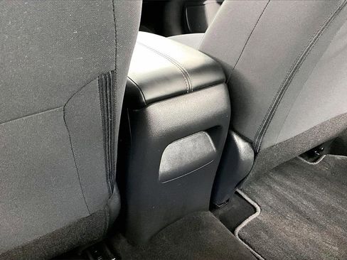 Used 2024 Nissan Sentra S image 33