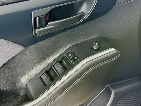 Certified 2022 Toyota Highlander LE image 17