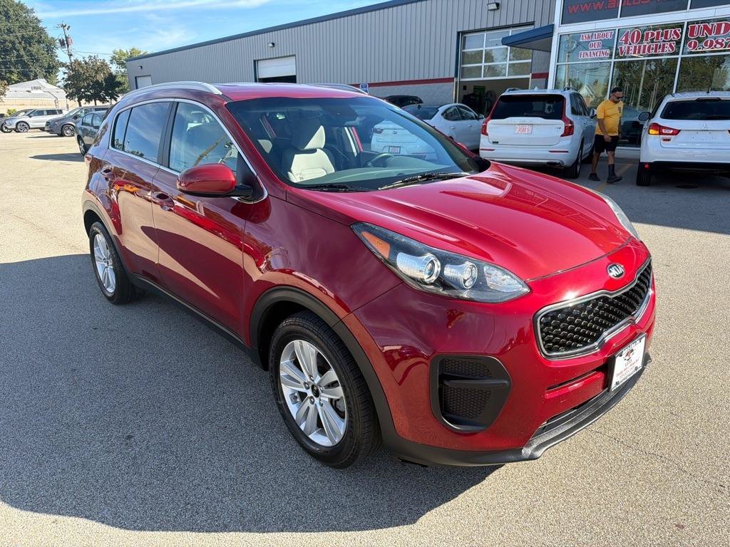 Used 2019 Kia Sportage LX w/ Option Group 017 FWD image 2