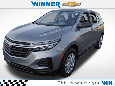 Certified 2023 Chevrolet Equinox LS FWD image 1