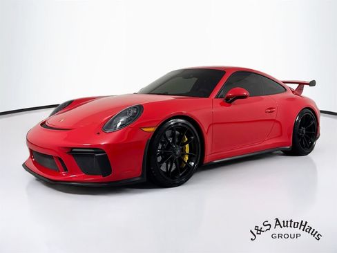 Used 2018 Porsche 911 GT3 RWD image 3