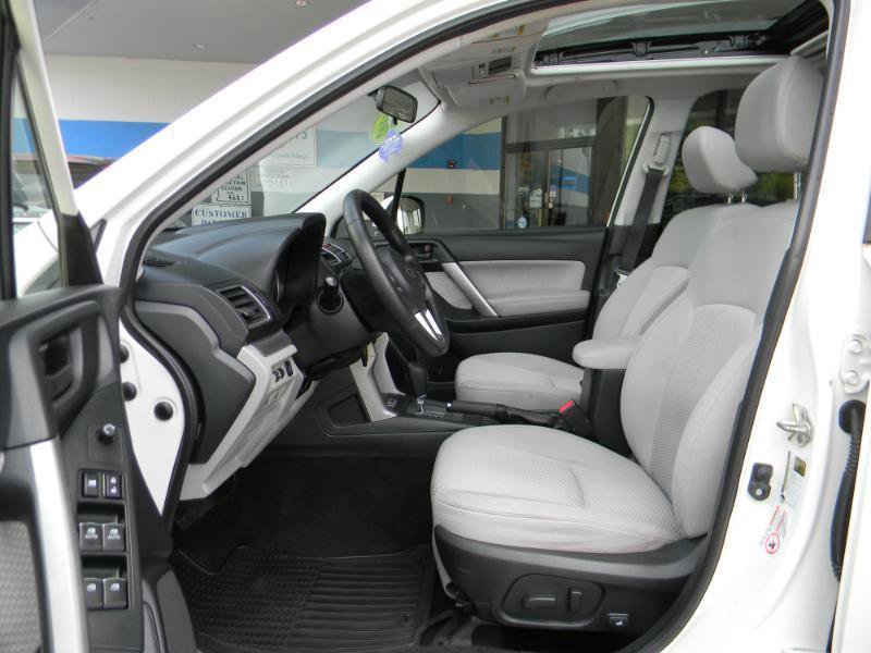 Used 2018 Subaru Forester 2.5i Premium w/ All-Weather Package AWD/4WD image 11