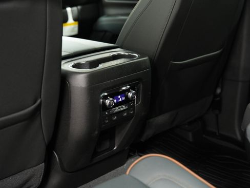 New 2026 GMC Yukon XL AT4 w/ AT4 Premium Plus Package AWD/4WD image 26