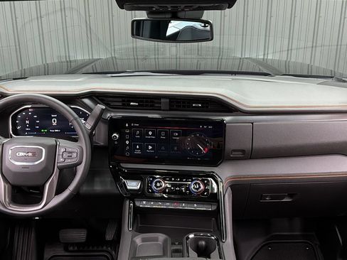 Used 2026 GMC Sierra 2500 AT4 AWD/4WD image 43