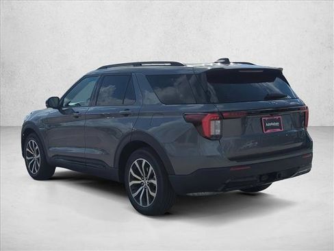 New 2026 Ford Explorer ST-Line image 9
