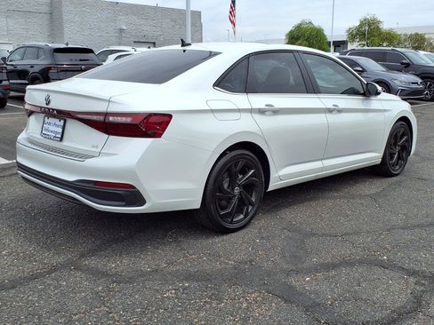 New 2026 Volkswagen Jetta SE image 5