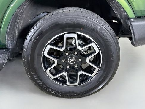 Used 2025 Ford Bronco Outer Banks AWD/4WD image 30