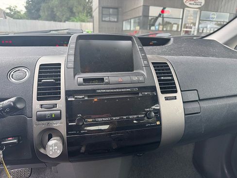 Used 2008 Toyota Prius Touring FWD image 14