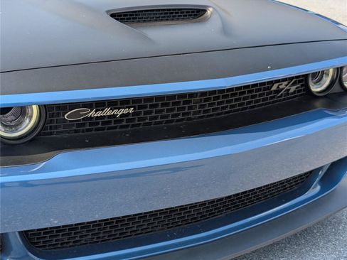 Used 2022 Dodge Challenger R/T Scat Pack RWD image 9