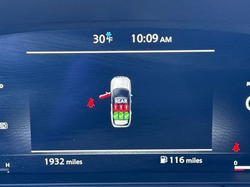 Used 2025 Nissan Pathfinder Platinum w/ Cargo Package image 17