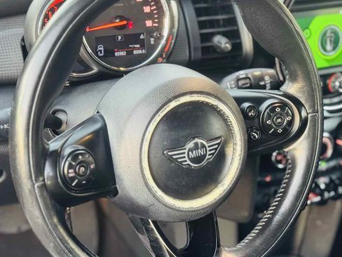 Used 2019 MINI Cooper 2-Door Hardtop image 17