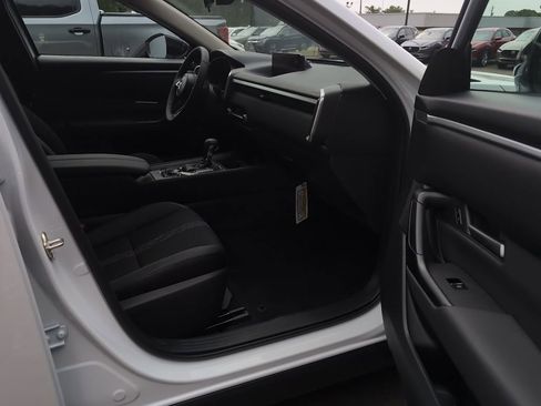 New 2026 MAZDA CX-50 AWD 2.5 S w/ Preferred Pkg image 6