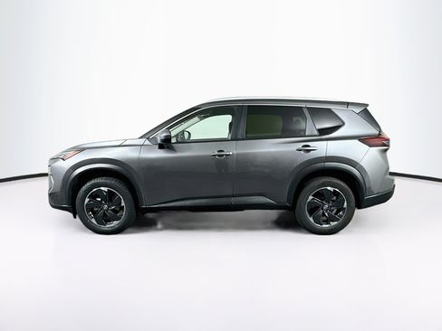 Used 2025 Nissan Rogue SV w/ SV Premium Package FWD image 4