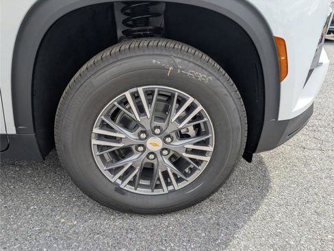 New 2026 Chevrolet Traverse LT image 5