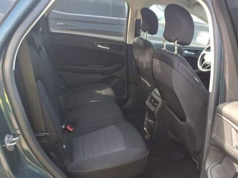 Used 2016 Ford Edge SE image 6