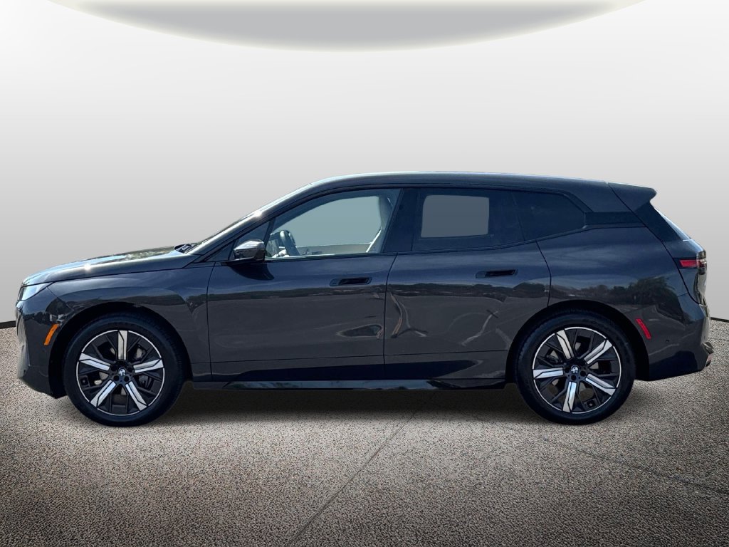 Used 2026 BMW iX xDrive60 AWD/4WD image 3