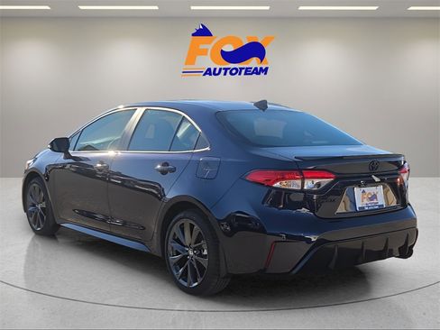 New 2026 Toyota Corolla SE image 3