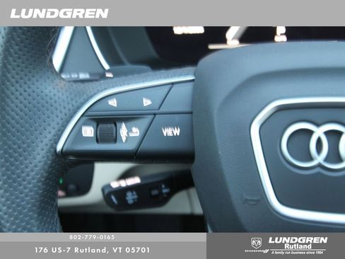 Certified 2025 Audi Q5 2.0T Premium Plus image 15