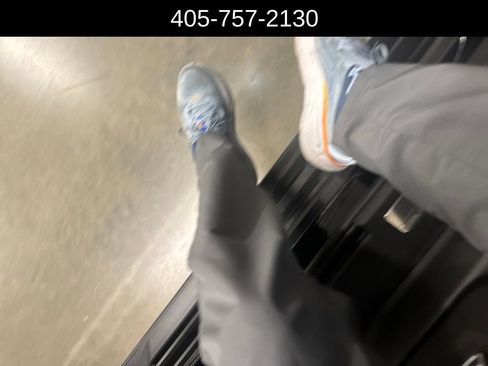 Used 2022 Cadillac Escalade ESV Sport image 22