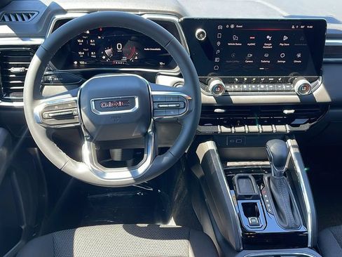 New 2026 GMC Canyon Elevation w/ Convenience Package RWD image 16