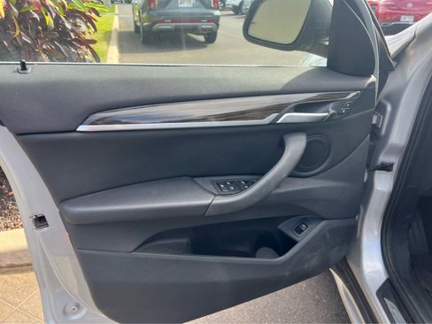 Used 2018 BMW X1 sDrive28i image 13