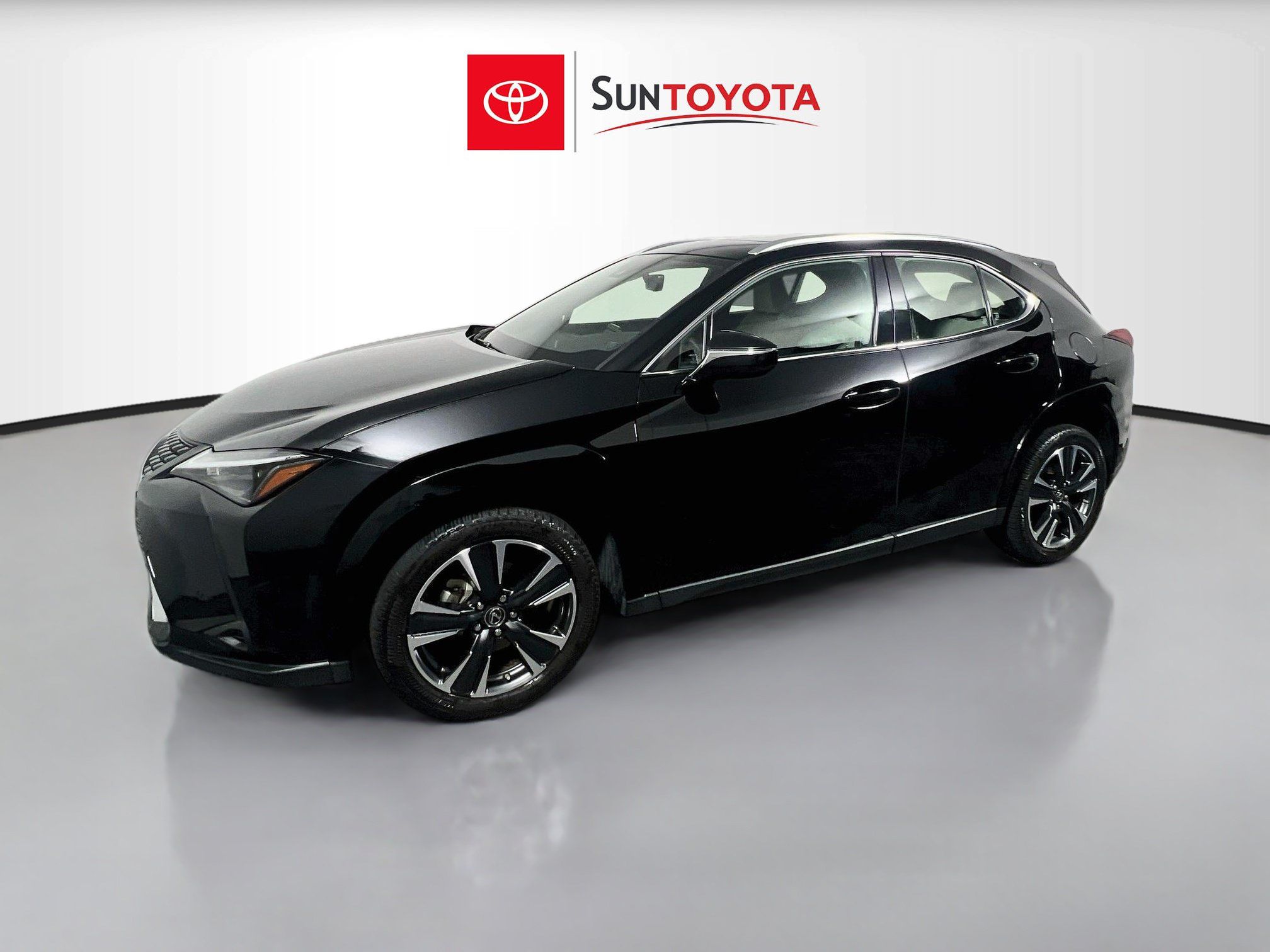 Used 2023 Lexus UX 250h FWD w/ Accessory Package (Z1) image 9
