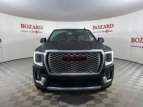 Used 2021 GMC Yukon XL Denali image 2