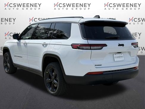 New 2026 Jeep Grand Cherokee L Limited w/ Limited Altitude Package RWD image 4