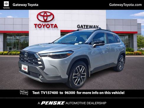 Used 2026 Toyota Corolla Cross XLE w/ Convenience Package AWD/4WD image 1
