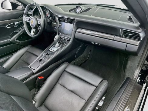 Used 2019 Porsche 911 Targa 4S AWD/4WD image 19
