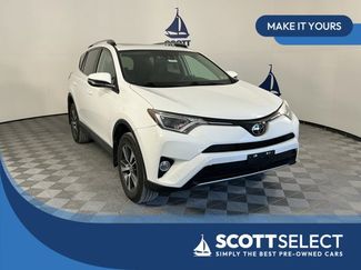 Used 2018 Toyota RAV4 XLE video 1