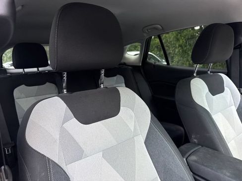 Used 2024 Chevrolet Trax LS w/ LS Convenience Package FWD image 24