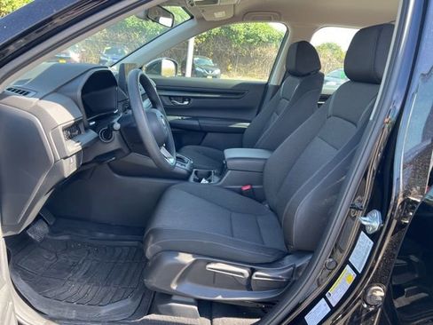 Used 2023 Honda CR-V LX image 12